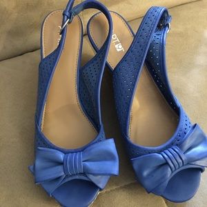 New Blue Apt.9 Wedges